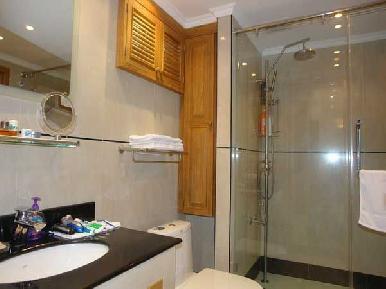 Grand Condo 5